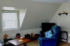 upstairs_010
